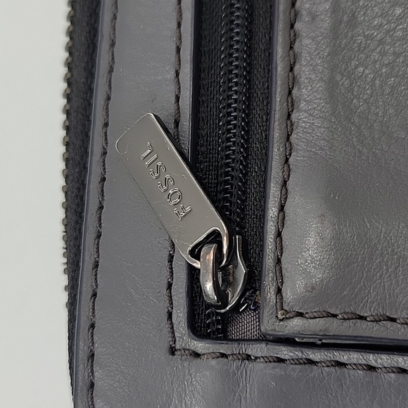 Fossil Studded Wallet - Picture 14 of 14